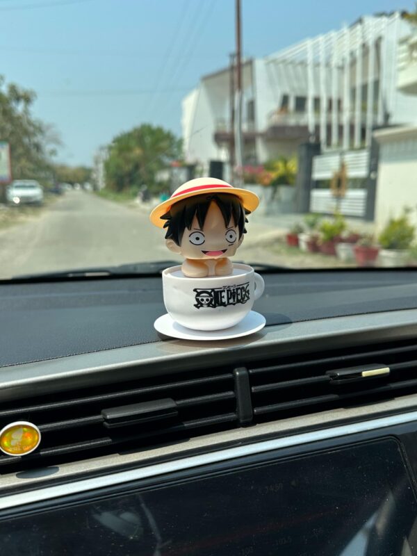 Figura Solar de Luffy y Chopper para Autos y Motos - Imagen 4