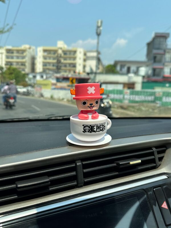 Figura Solar de Luffy y Chopper para Autos y Motos - Imagen 5