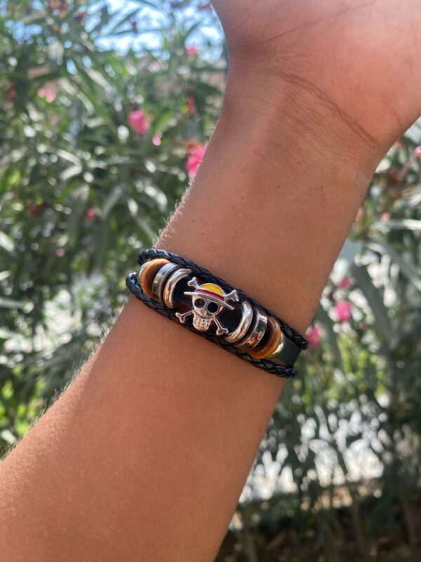 Pulsera Mugiwara con Botones